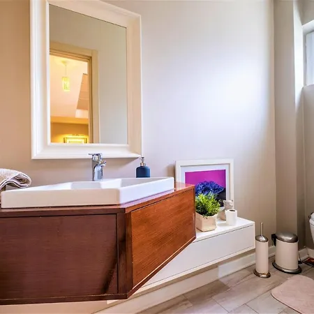Сasa de vacaciones Maximus - Solo 4 Bedroom Sea View Private *