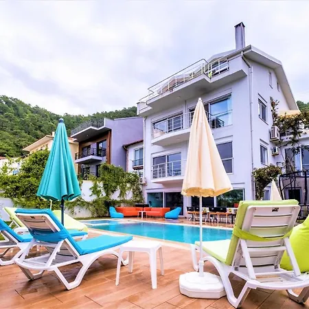 Maximus - Solo 4 Bedroom Sea View Private Сasa de vacaciones Fethiye