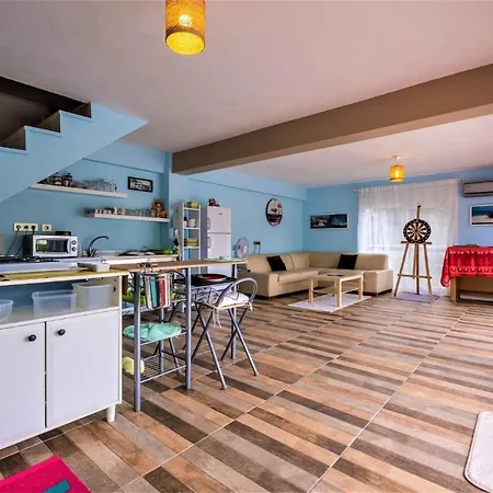 Maximus - Solo 4 Bedroom Sea View Private Сasa de vacaciones *