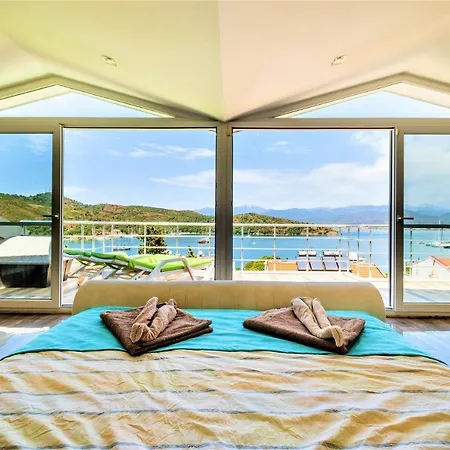 Maximus - Solo 4 Bedroom Sea View Private Casa vacanze Fethiye